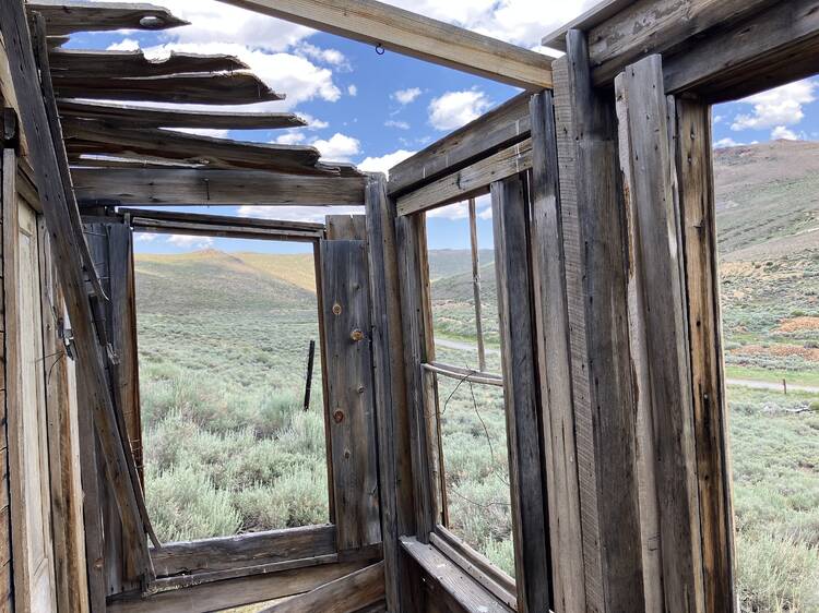 These are the 16 best ghost towns in the U.S.