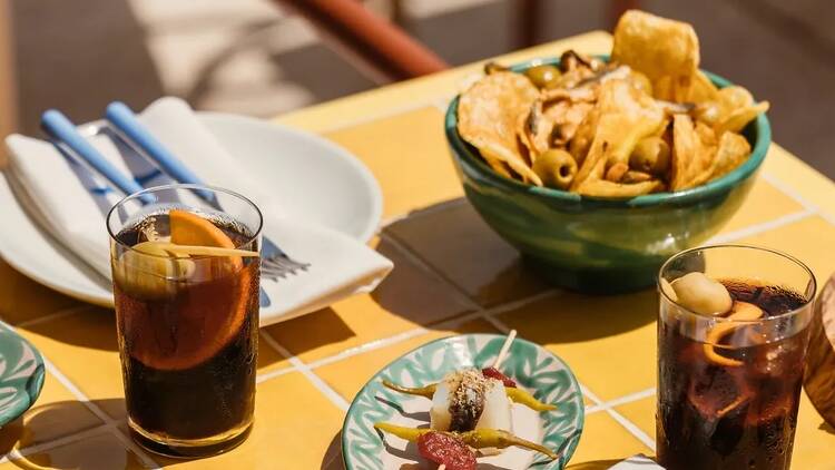 Vermut Sessions a L’Anxova Divina