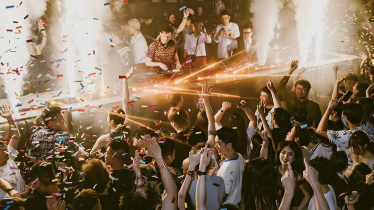 廣東歌 Disco 熱潮不斷 連明星也愛玩！即睇必追當紅 Cantopop DJ/10-11月時間表/購票方法及價錢