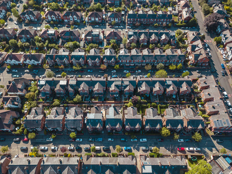 How much you need to earn to rent a room in London in 2025