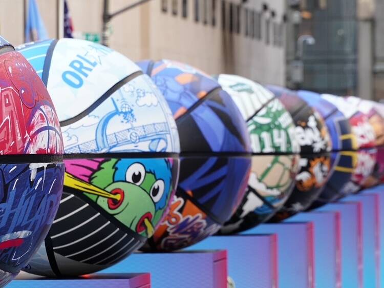 Rockefeller Center just got a major basketball makeover with NBA legends, free events and a new half-court Rockefeller Center just got a major basketball makeover with NBA legends, free events and a new half-court