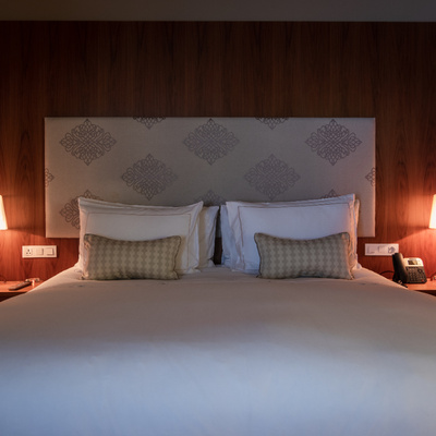 Cama de la Suite en el Hotel Mercer Barcelona